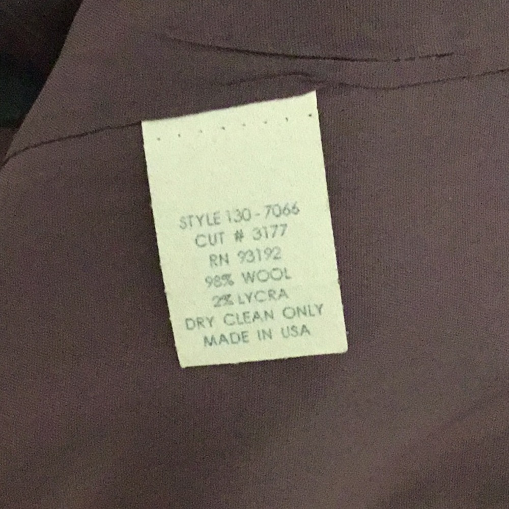 Iris Singer Suit Jacket. - image 4